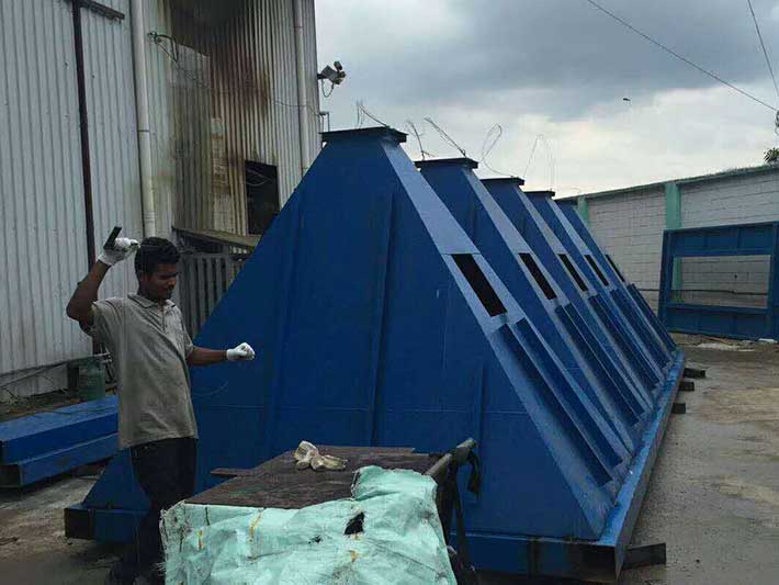 第一个马来西亚客户